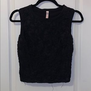 Black crop top